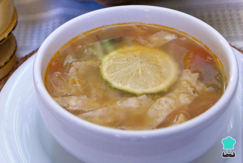 SOPA DE LIMA